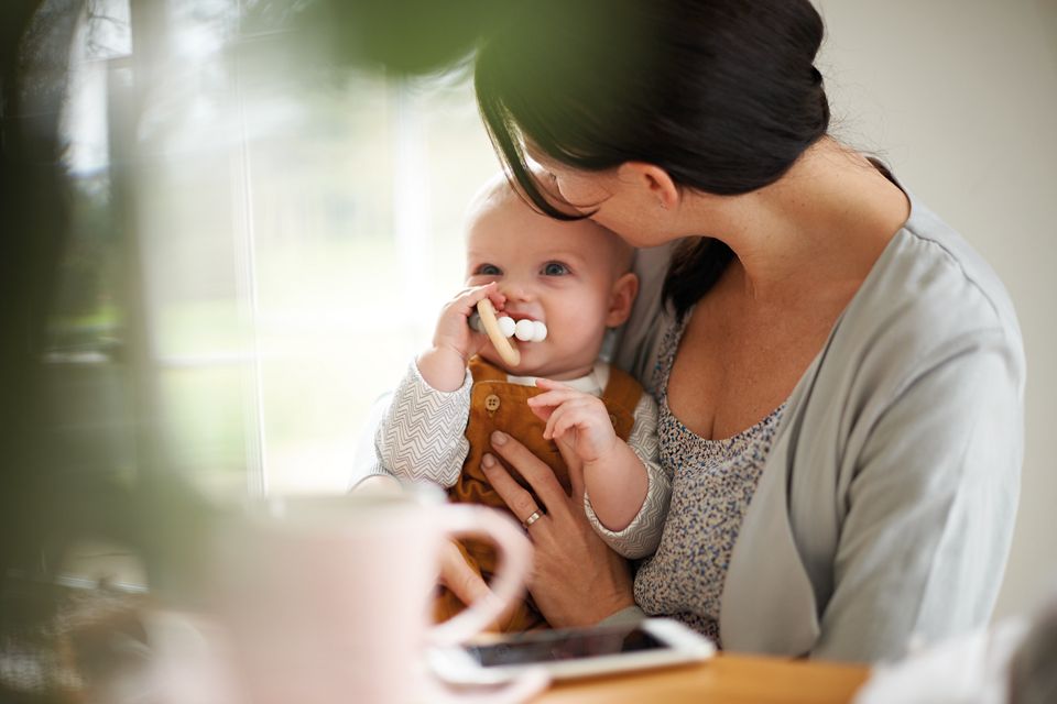 Zahnen Babys Erste Zahne Aptaclub