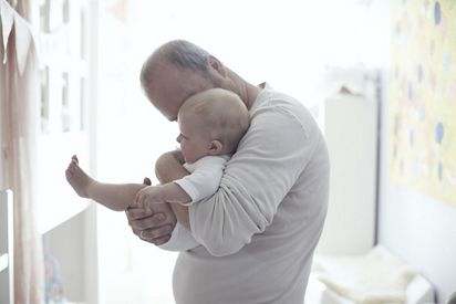 Familie Babyallergie Gegen Kuhmilch Auch Beim Stillen Augsburger Allgemeine