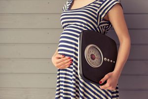 Pregnant women with scales