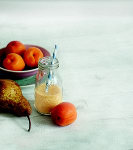 Marille-Birne-Kindermilch Smoothie