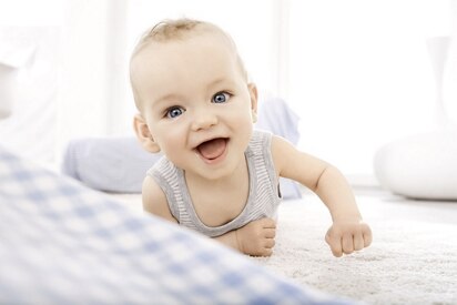 Babykalender Die Entwicklung Ihres Babys Im 1 Monat Aptaclub