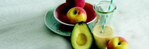 Pfirsich-Avocado-Kindermilch Smoothie