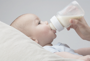 baby bottle feeding faq banner 2