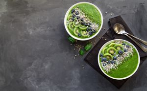 Smoothie Bowl Kiwi + Kokosmilch