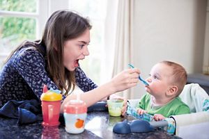 Breakfast mother and child