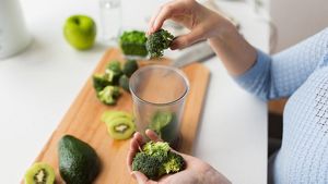 Preparing Greens Smoothie
