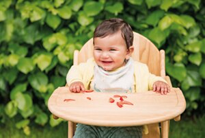toddler-eating-strawberries.png