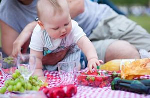 baby-first-picnic