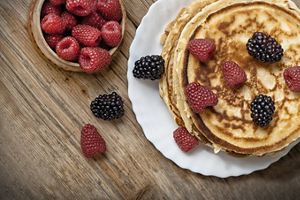 healthy-pancakes-fruit