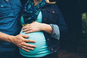 partner-holding-bump