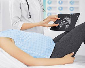 doctor-mother-ultrasound-scan.jpg
