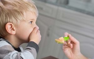 baby-wont-eat-Banner_5tips-baby-wont-eat